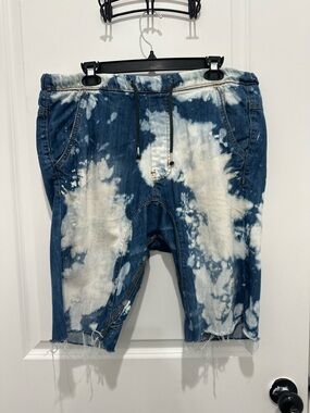 Copper Rivet Tie-Dye Indigo Denim Jogger Shorts